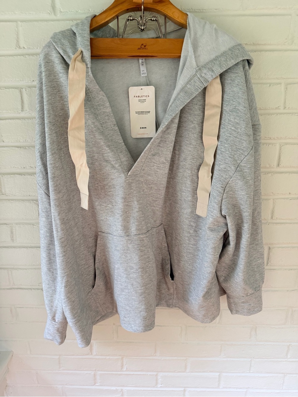 Fabletics Light Gray Hoodie with Cream Drawstrings Size 3x